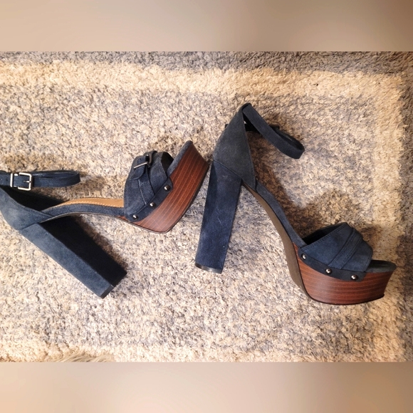 Jessica Simpson Shoes - Jessica Simpson Blue Velvet Classy Heels